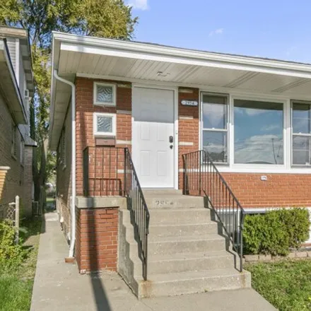 Buy this 3 bed house on 2954 West Columbus Avenue in Chicago, IL 60652