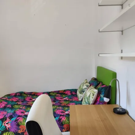Rent this 4 bed room on Madrid in Calle de Mirasierra, 19