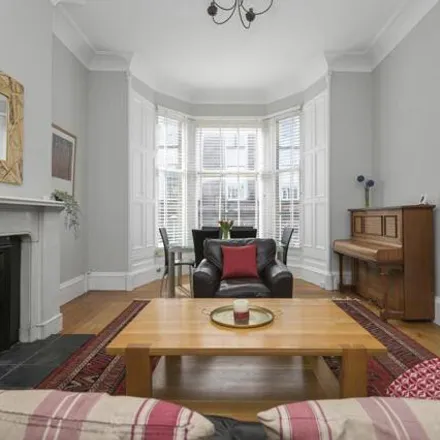 Image 3 - 3 Admiral Terrace, City of Edinburgh, EH10 4JH, United Kingdom - Apartment for sale