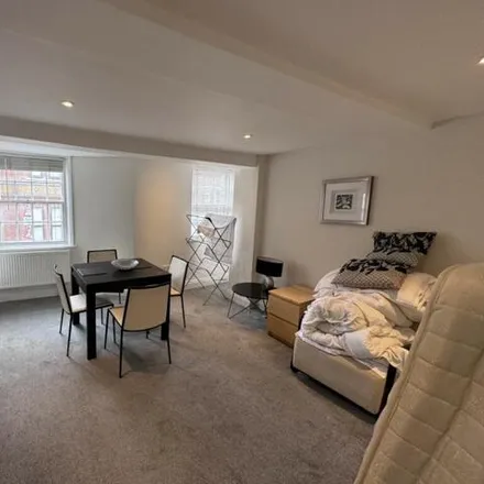 Image 3 - New Street, Basingstoke, RG21 7BW, United Kingdom - Room for rent