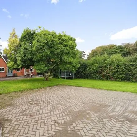 Buy this 6 bed house on Ward's Lane in King's Newton, DE73 7HX