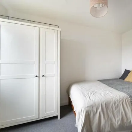 Image 9 - 193 Chatsworth Road, Willesden Green, London, NW2 4RE, United Kingdom - Apartment for sale