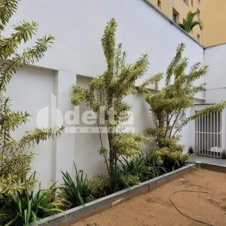 Rent this studio house on Rua Teixeira Santana in Fundinho, Uberlândia - MG