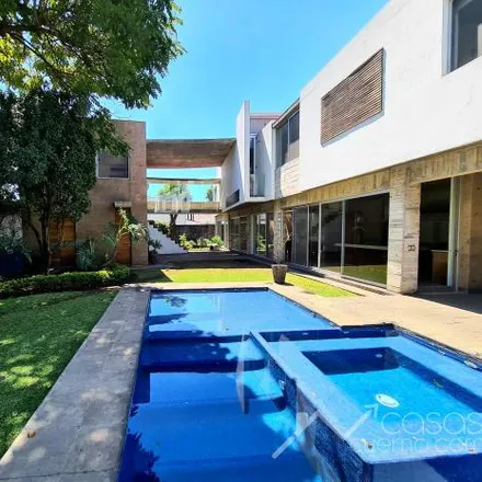 Rent this 4 bed house on Avenida Atlacomulco in 62450 Cuernavaca, MOR