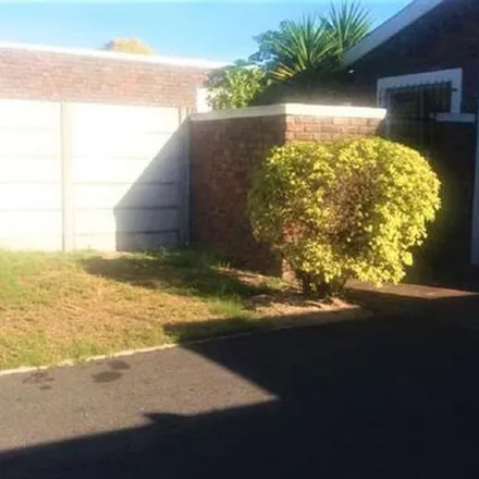 Rent this 2 bed apartment on 3 Ruchill Road in Diep River, Western Cape