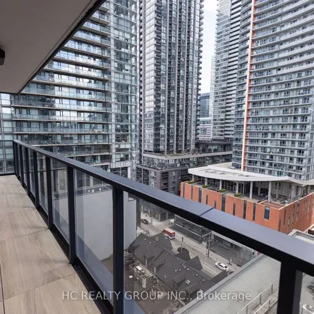 Image 4 - 26 Widmer Street, Old Toronto, ON M5V 1R1, Canada - Apartment for rent
