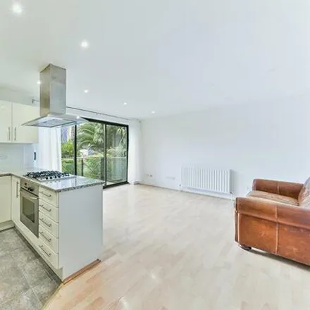 Image 3 - Block B, 60 Westferry Road, Millwall, London, E14 8JF, United Kingdom - Apartment for rent