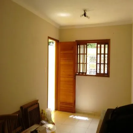 Buy this 3 bed house on Rua Doutor Adhemar Pereira de Barros in Vila Maluf, Suzano - SP