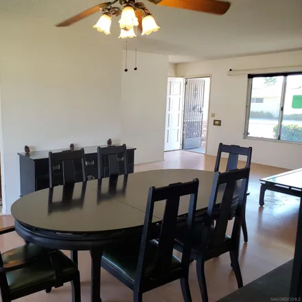 Image 5 - 1109 Rosewood Place, Hemet, CA 92543, USA - House for sale