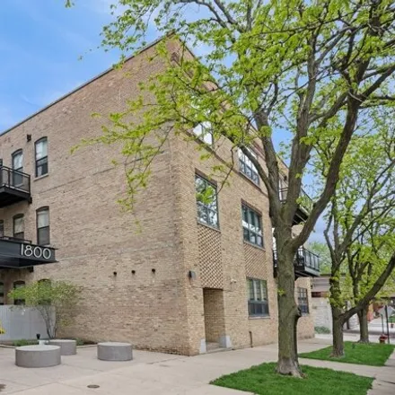 Image 1 - 1810-1822 West Grace Street, Chicago, IL 60618, USA - Condo for sale