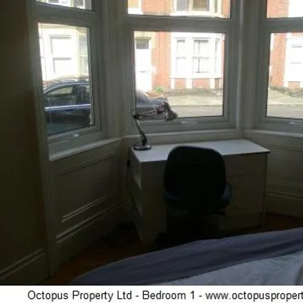 Image 5 - Shortridge Terrace, Newcastle upon Tyne, NE2 2JH, United Kingdom - Apartment for rent