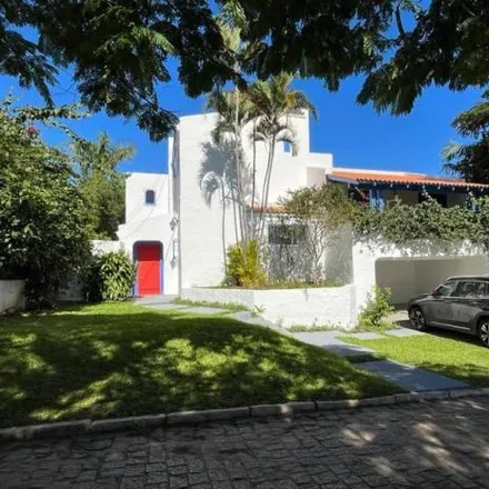 Buy this 5 bed house on Posto Galo in Avenida Afonso Delambert Neto, Lagoa da Conceição