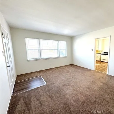 Image 3 - 680 Glenoaks Boulevard, Glendale, CA 91202, USA - Apartment for rent