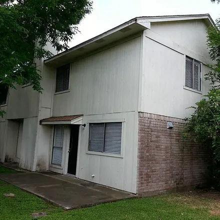 Rent this 4 bed apartment on 1901 Liberty Point Lane in Paynes, Sugar Land