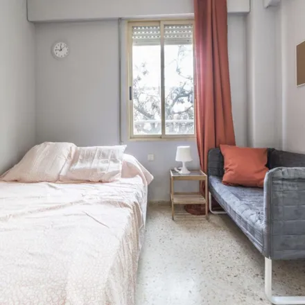 Rent this 5 bed apartment on Fet de Vidre in Plaça del Dramaturg Faust Hernández Casajuana, 3