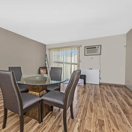 Image 2 - 314 Lathrop Ave Apt 508, Forest Park, Illinois, 60130 - Condo for sale