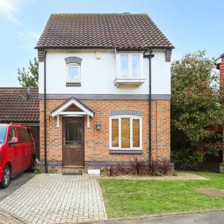 Buy this 3 bed house on Parry Drive in Elmbridge, KT13 0UU
