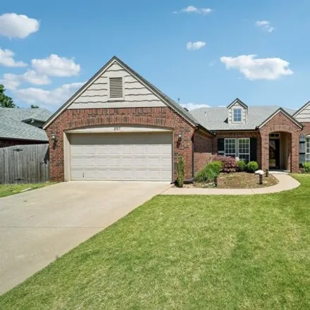 Buy this 3 bed house on 323 East 126th Place South in Jenks, OK 74037