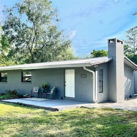 Buy this 3 bed house on 17381 Southeast Cypress Street in High Springs, Alachua County