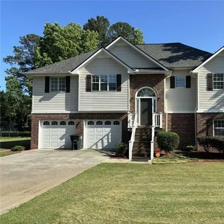 Buy this 5 bed house on 271 Wildwood Circle Southeast in Calhoun, GA 30701