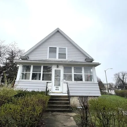 Buy this 3 bed house on 410 Plainfield Road in Joliet, IL 60435