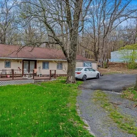 Image 1 - 111 Independence Road, Smithfield Township, PA 18301, USA - House for sale