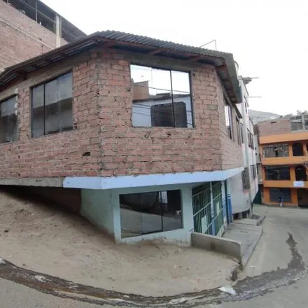 Buy this 4 bed house on Avenida Esperanza in Vitarte, Lima Metropolitan Area 15487