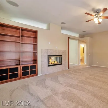 Image 6 - 10500 Regal Stallion Avenue, Summerlin South, NV 89135, USA - House for sale