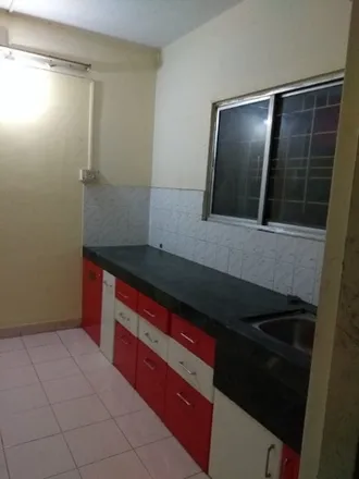 Image 9 - OMKAR SOCIETY, Dr Ratnakar Bhaindarkar Rd, Dadar West, Mumbai - 400028, Maharashtra, India - Apartment for sale