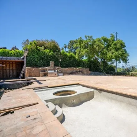 Image 6 - 16325 Sloan Drive, Los Angeles, CA 90049, USA - House for sale