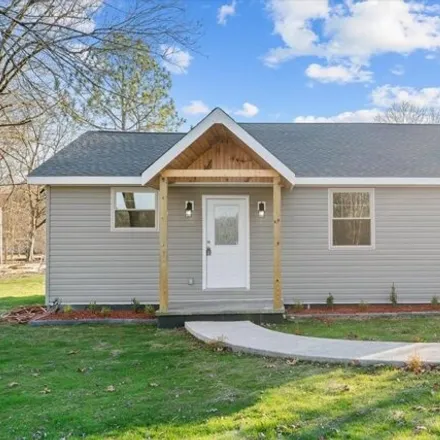 Buy this 3 bed house on 711 Cavender Road Southeast in Whitfield County, GA 30721