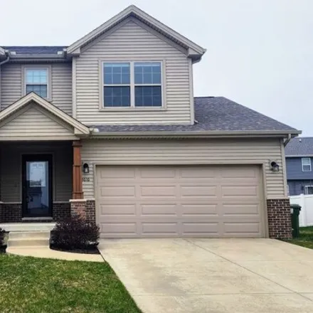 Buy this 4 bed house on 1648 Hunters Ridge Ct in Mahomet, Champaign County