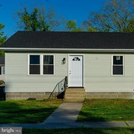 Buy this 4 bed house on 635 Clarke Avenue in Pocomoke City, MD 21851