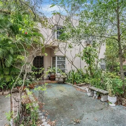 Image 2 - 22nd Avenue South & 46th Street South, 46th Street South, Saint Petersburg, FL 33711, USA - House for sale