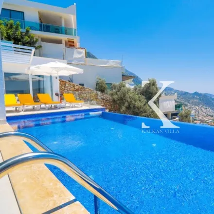 Rent this 2 bed house on unnamed road in 07960 Kaş, Turkey