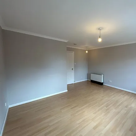 Rent this 2 bed apartment on 6 Fox Street in City of Edinburgh, EH6 7HS