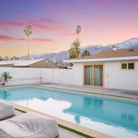 Image 4 - 624 Highland Drive, Palm Springs, CA 92264, USA - House for sale