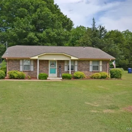 Buy this 3 bed house on 199 Kim Court in Wetumpka, AL 36092