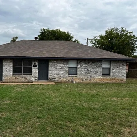 Rent this 3 bed house on 713 East Avenue F in Midlothian, TX 76065