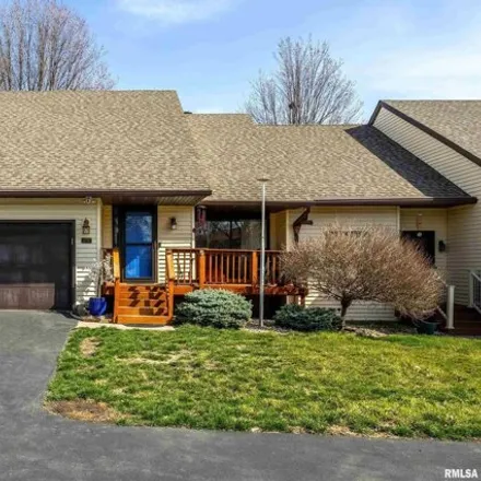 Buy this 3 bed house on 3302 East Ridge Drive in Pleasant Valley Township, Scott County