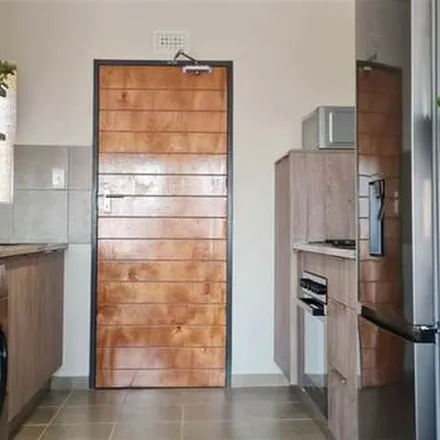 Rent this 2 bed apartment on Kriek Street in Clarina, Akasia