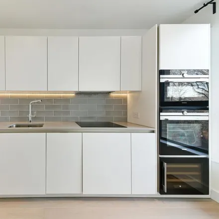 Image 3 - Wentworth Street, Spitalfields, London, E1 7BB, United Kingdom - Apartment for rent