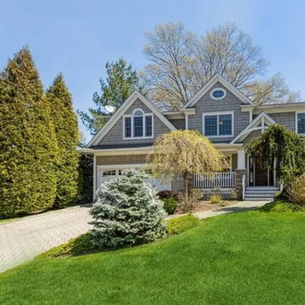 Rent this 5 bed house on 396 Lafayette Street in Cresskill, Bergen County