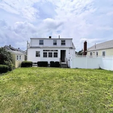 Rent this 3 bed house on 156 Squanto Rd in Quincy, Massachusetts