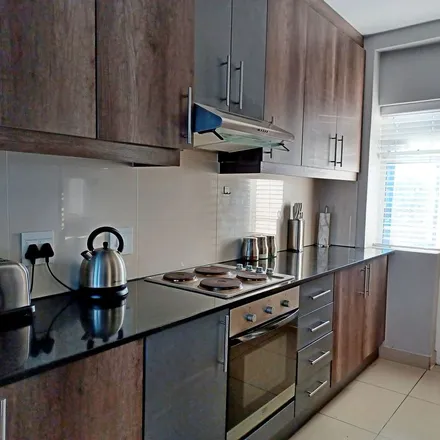Rent this 2 bed apartment on Woodlands Close in Tara, Western Cape