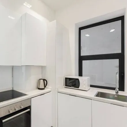 Rent this 3 bed apartment on London in WC2N 6JU, United Kingdom