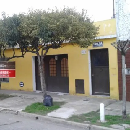 Buy this studio house on Salta 4097 in Partido de La Matanza, B1754 CNF San Justo