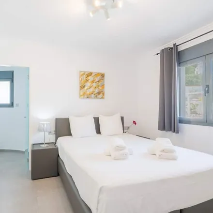 Rent this 5 bed house on Benissa in Avinguda de l'Estació, 03720 Benissa