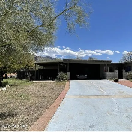 Buy this 5 bed house on 1271 West Dawn Drive in Pima County, AZ 85704