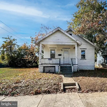 Buy this 2 bed house on 353 Allen Avenue in Salem, Salem County